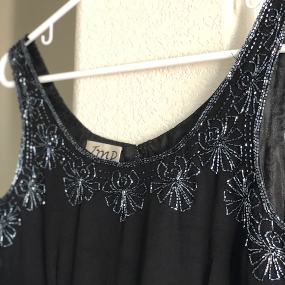 Long blue gown dress with embroidered details - Picture 3 of 6